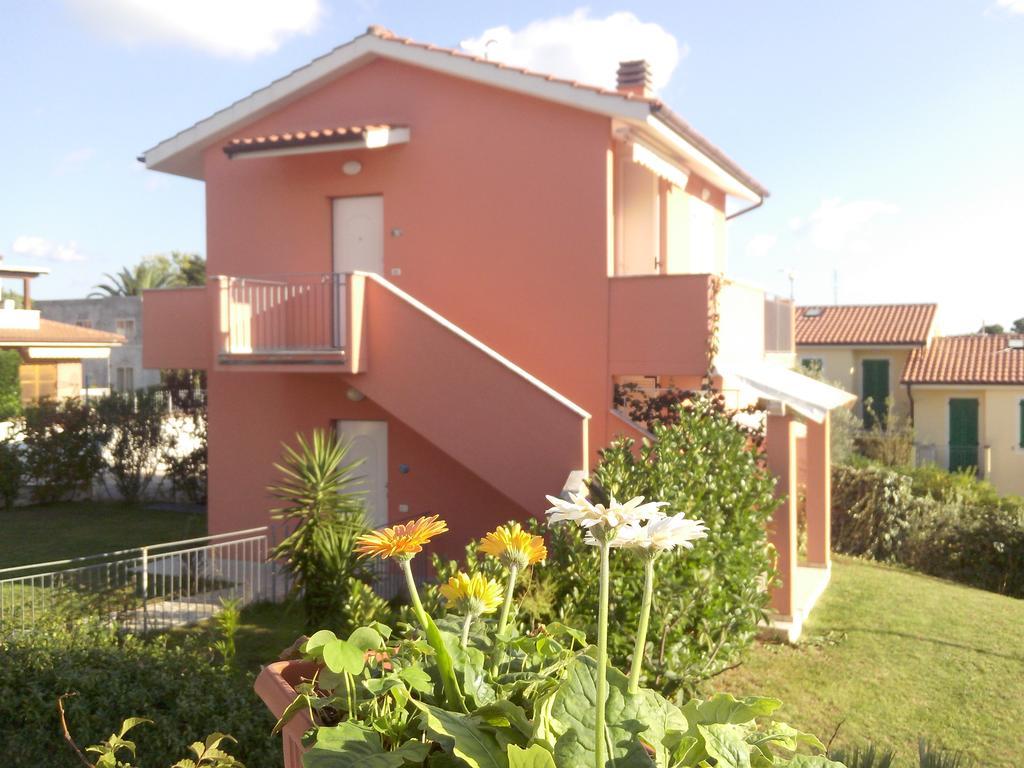 Amarenumana Aparthotel Exterior photo